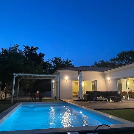 Palm- Luxe Et Piscine Privee - Neuve- 160m2 -8p - 3 Kms *