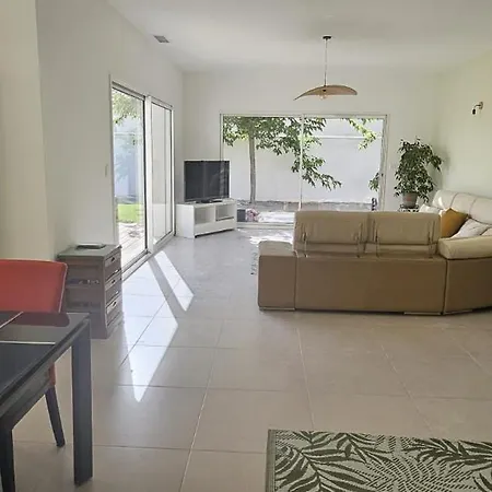 Palm- Luxe Et Piscine Privee - Neuve- 160m2 -8p - 3 Kms *