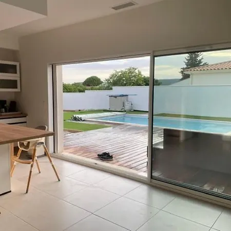 Casa de Férias Palm- Luxe Et Piscine Privee - Neuve- 160m2 -8p - 3 Kms