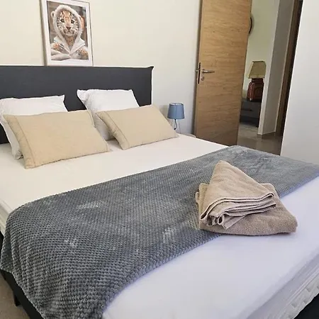 Casa de Férias Palm- Luxe Et Piscine Privee - Neuve- 160m2 -8p - 3 Kms Vic-la-Gardiole
